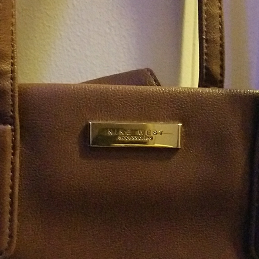 Purse - Picture 2 of 3